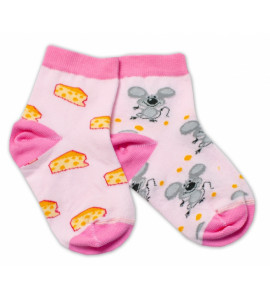 Baby Nellys Bavlnené veselé ponožky Myška a syr - svetlo ružová, veľ. 17-18 cm