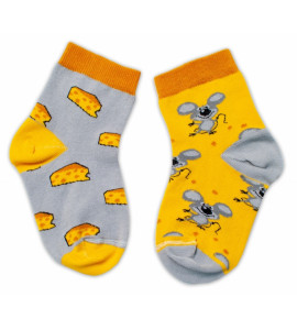 Baby Nellys Bavlnené veselé ponožky Myška a syr - žltá / sivá, veľ. 15-16 cm